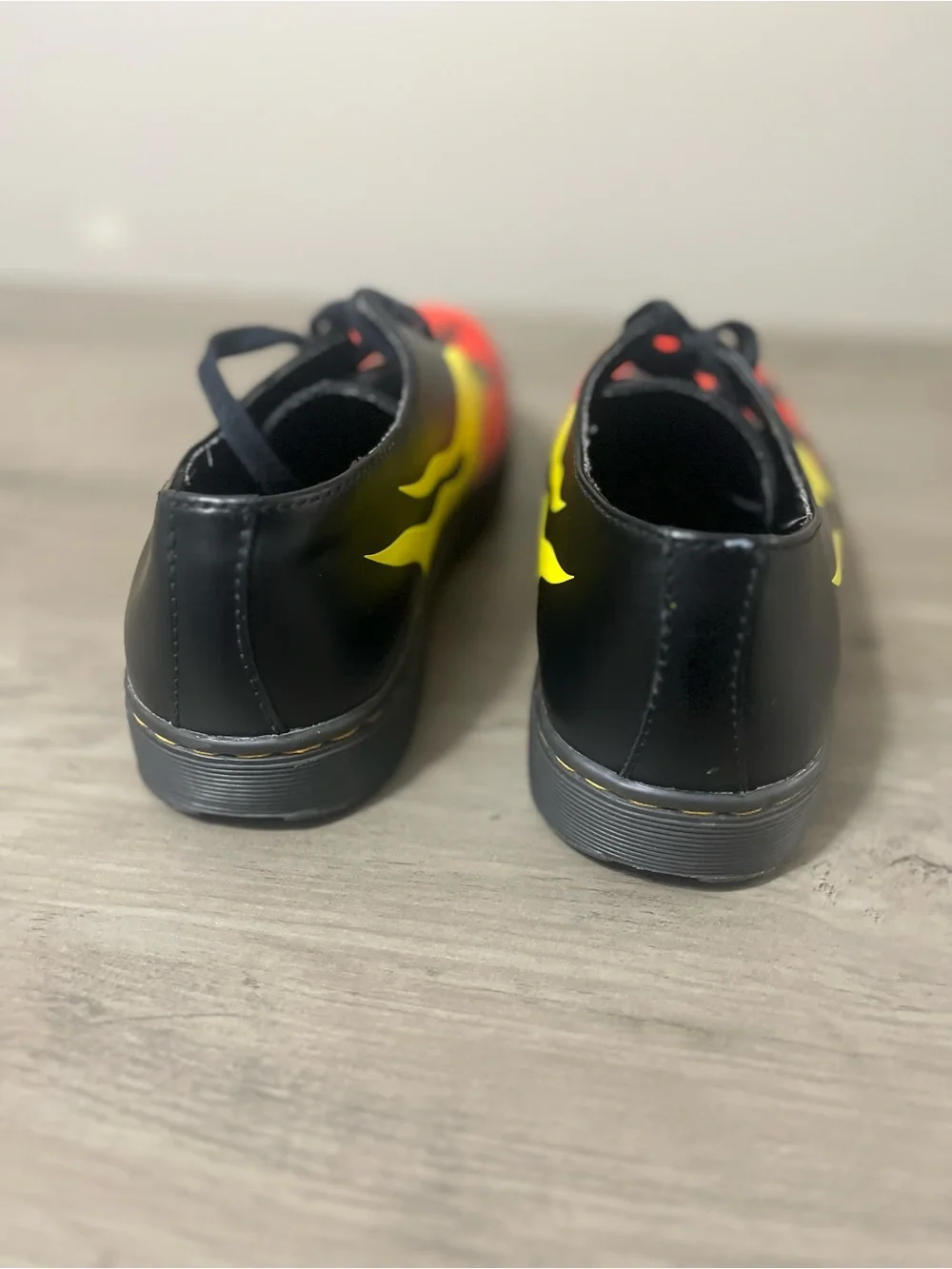 Dr. Martens 1461 Low Top Flame